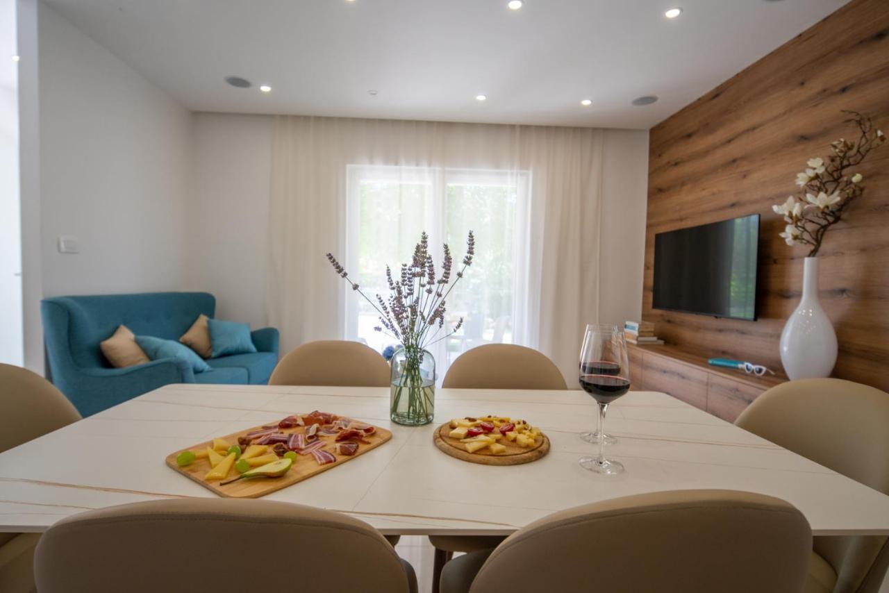 Garden Apartment Pakoštane Extérieur photo
