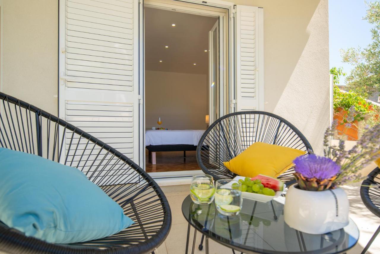 Garden Apartment Pakoštane Extérieur photo
